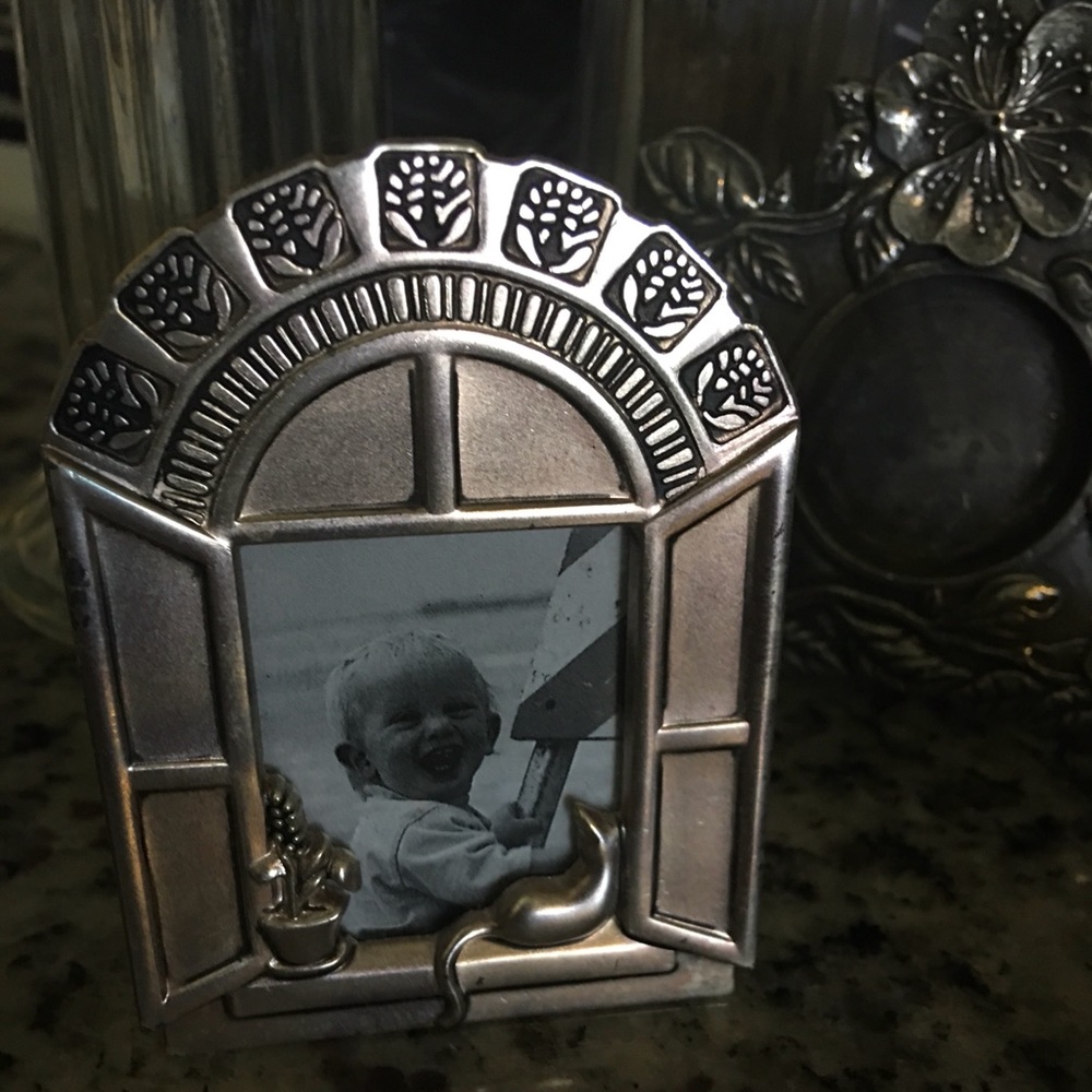 Miniature vintage cat picture frame